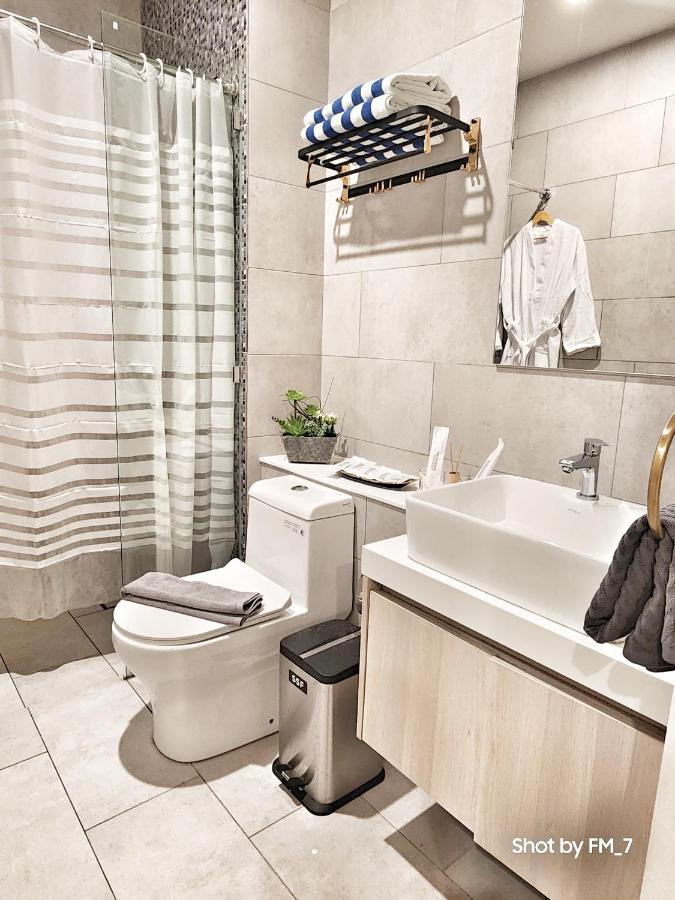 Seaview Luxury Suites At The Shore 코타키나발루 외부 사진